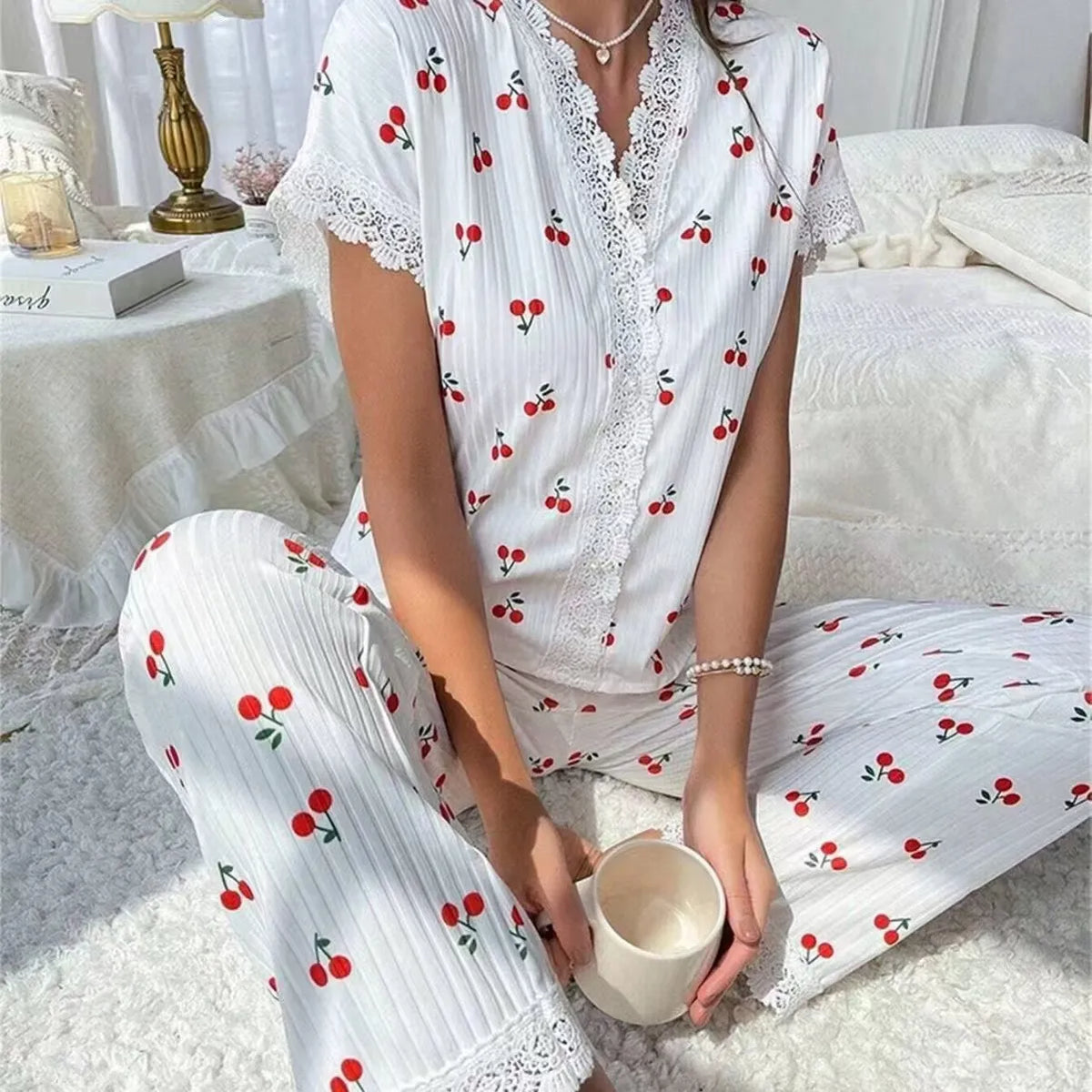 Sexy V-Neck Printed Pajamas Home Suit Set for Women's Hot Selling Cherry Lace Lace Short Sleeved Pants Summer Pajamas Set