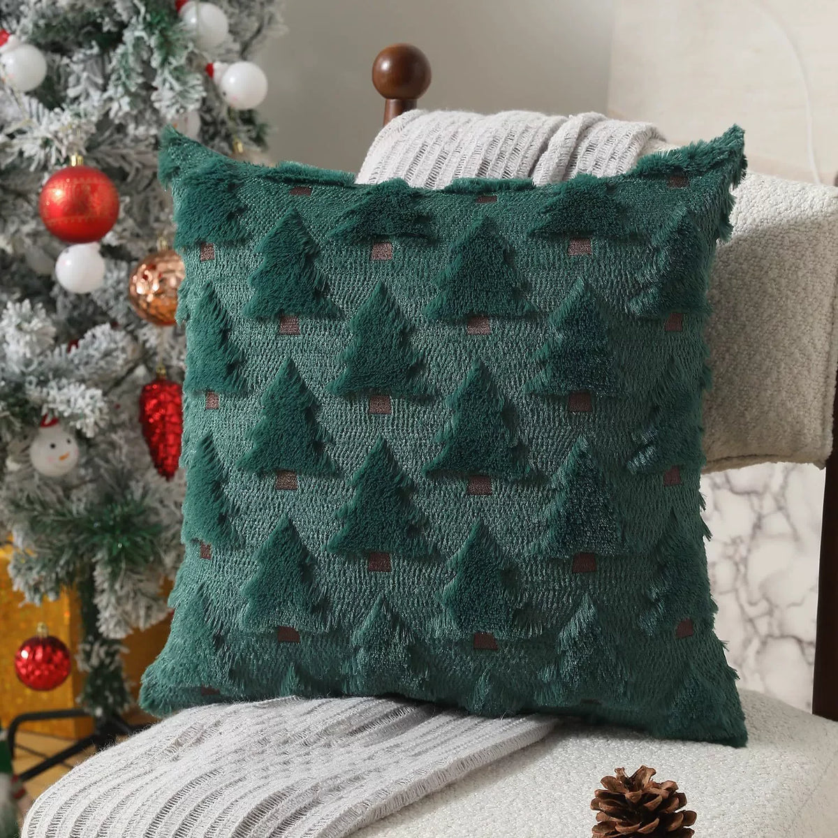 Christmas Throw Pillow Covers Set of 2 Xmas Tree 18x18 Pillow Covers Soft Plush Faux Wool Pillowcases Festival Winter Home Decor