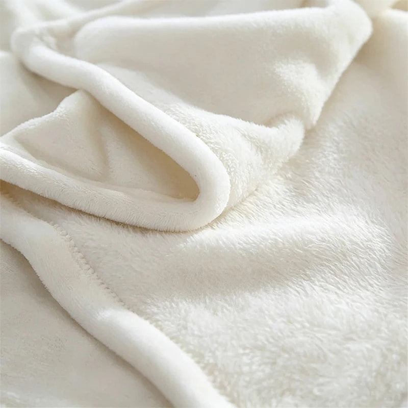 Halloween Flannel Blanket Cute Ghost Irregular Blanket, Flannel Blanket Pumpkin Bat Web Halloween Blanket for Home Decora Gift